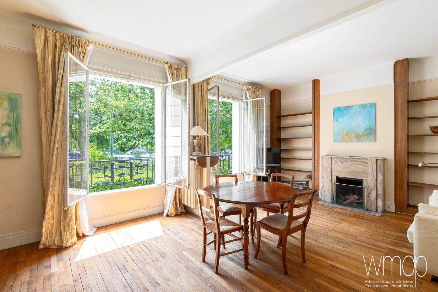 Appartement 4 pièces 93 m² · à Paris 16ème Arrondissement · 93 m² · 832 000 €