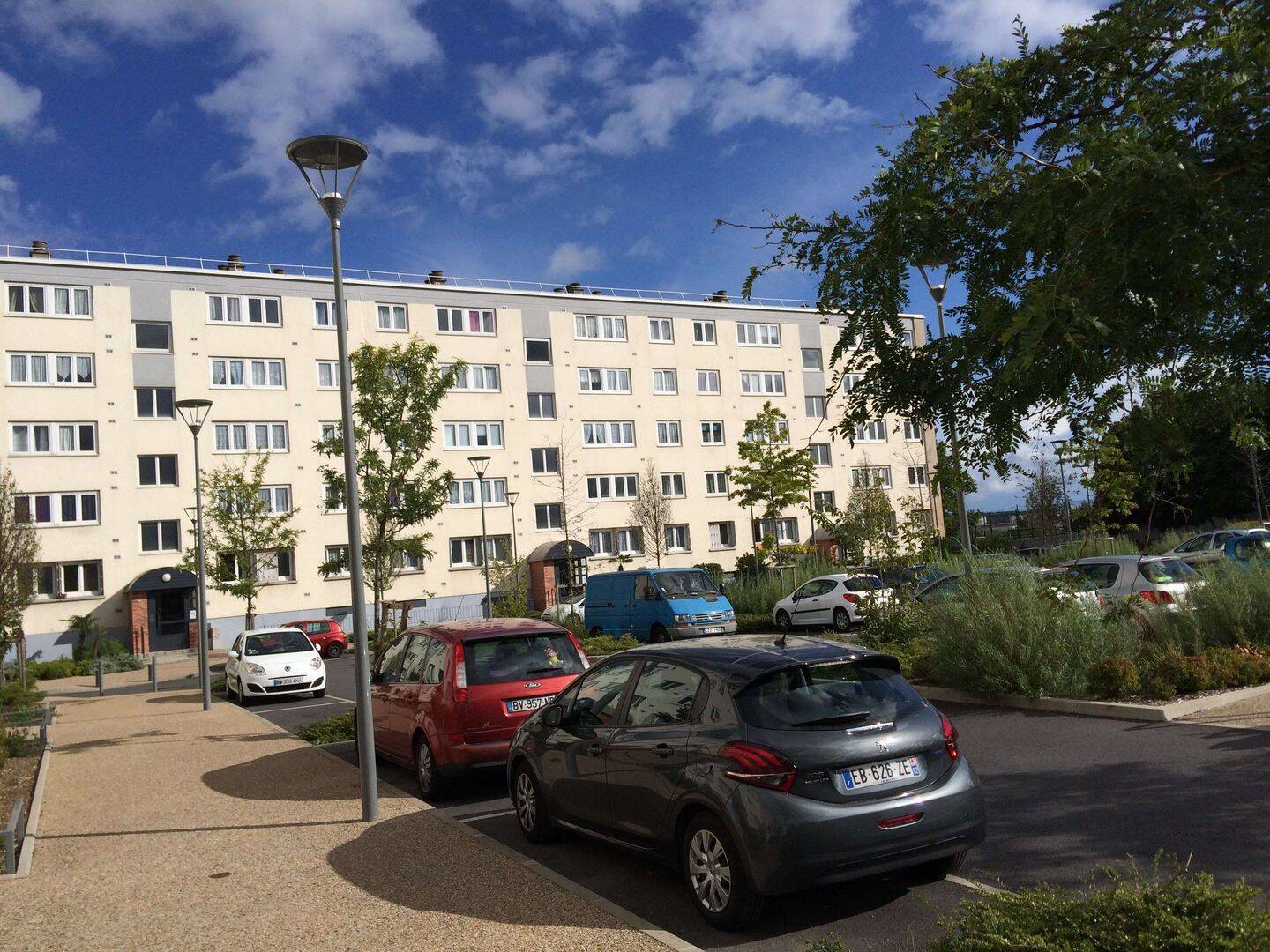 Appartement 3 pièces 55 m² · à Carrières-sous-Poissy · 55 m² · 958 €/mois