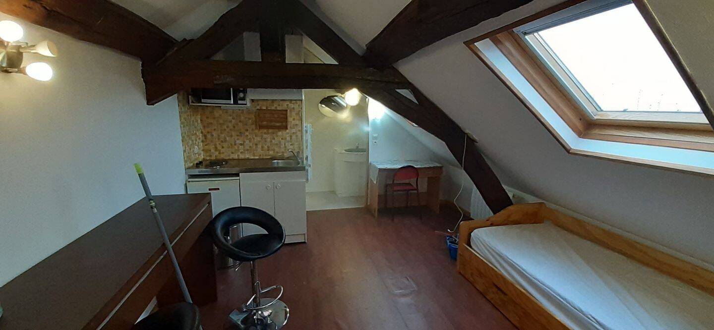 Appartement 1 pièce 14 m² · à Orléans · 14 m² · 480 €