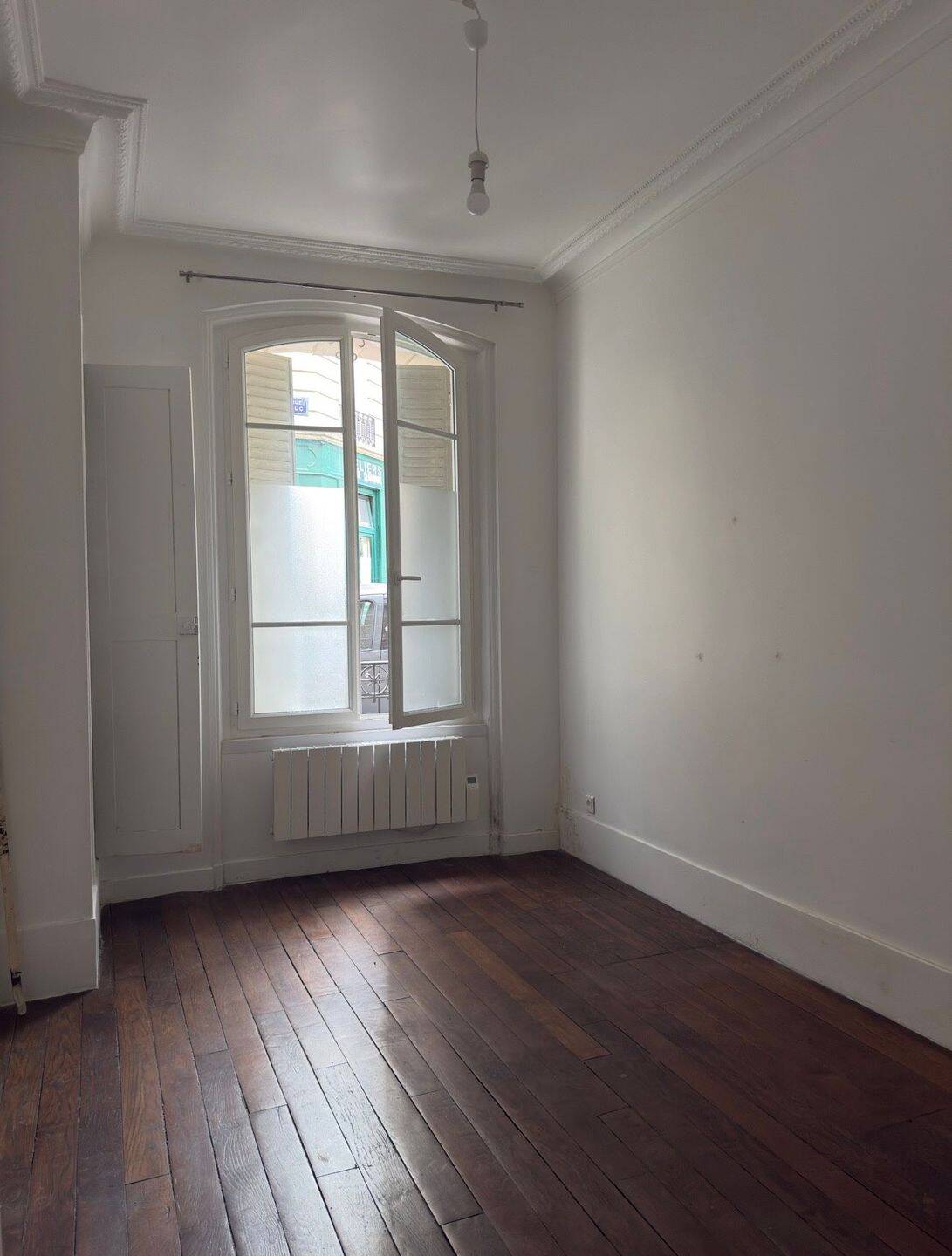 Appartement 3 pièces 52 m² · à Paris 18ème Arrondissement · 52 m² · 1 603 €