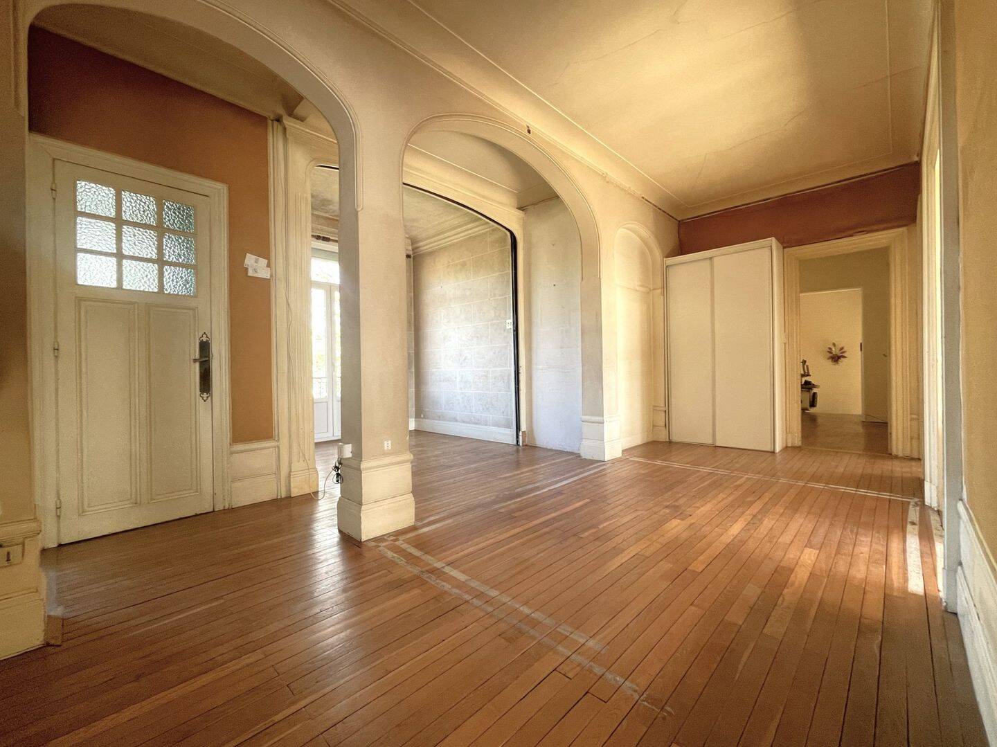 Appartement 6 pièces 166 m² · à Marcq-en-Baroeul · 166,4 m² · 319 000 €