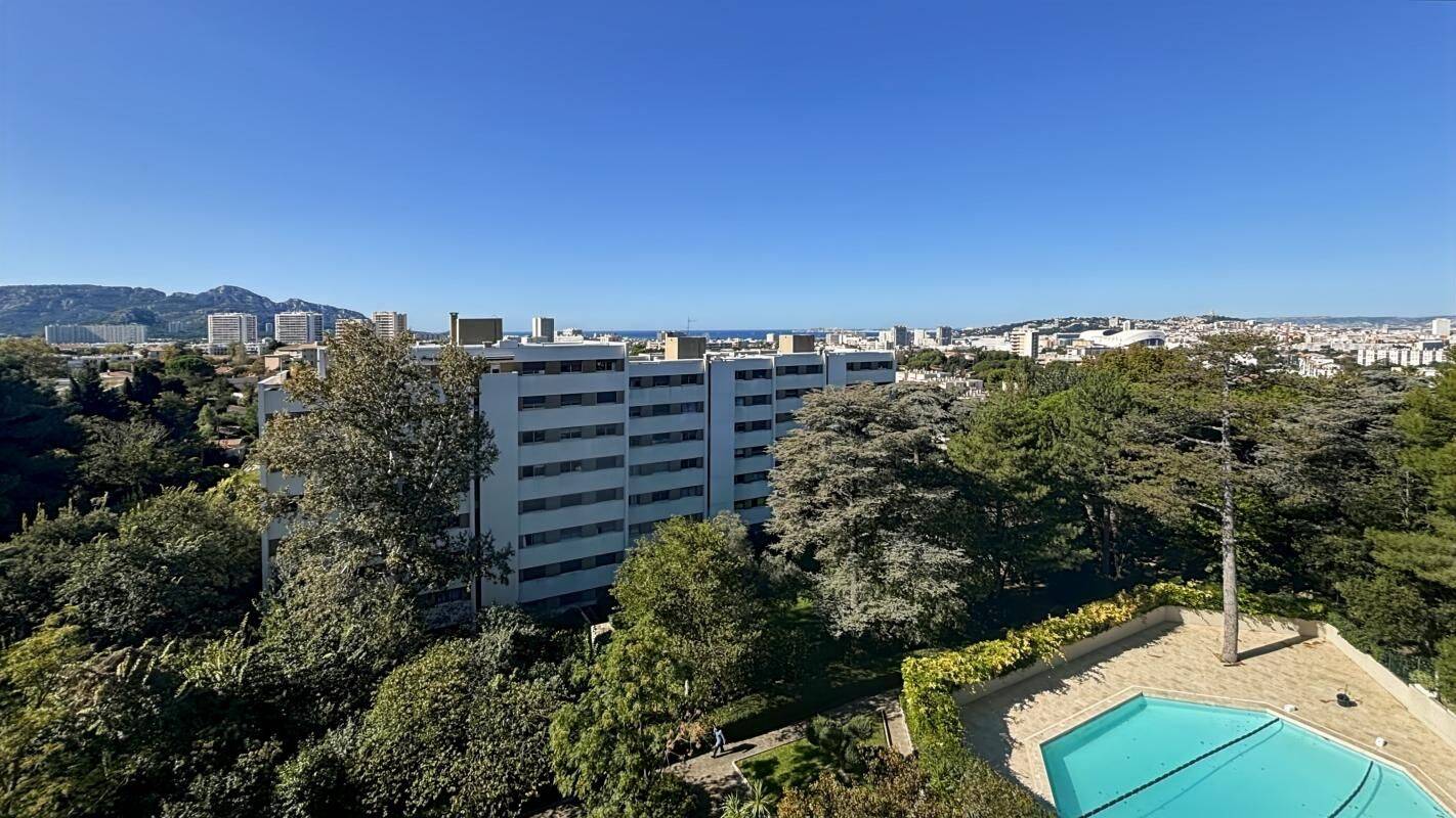 Appartement 4 pièces 121 m² · à Marseille 9ème Arrondissement · 120,8 m² · 2 320 €