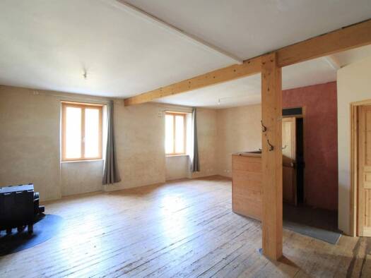Maison à vendre 85 000 € 4 pièces 134 m² 308 m² de terrain Latillé 86190