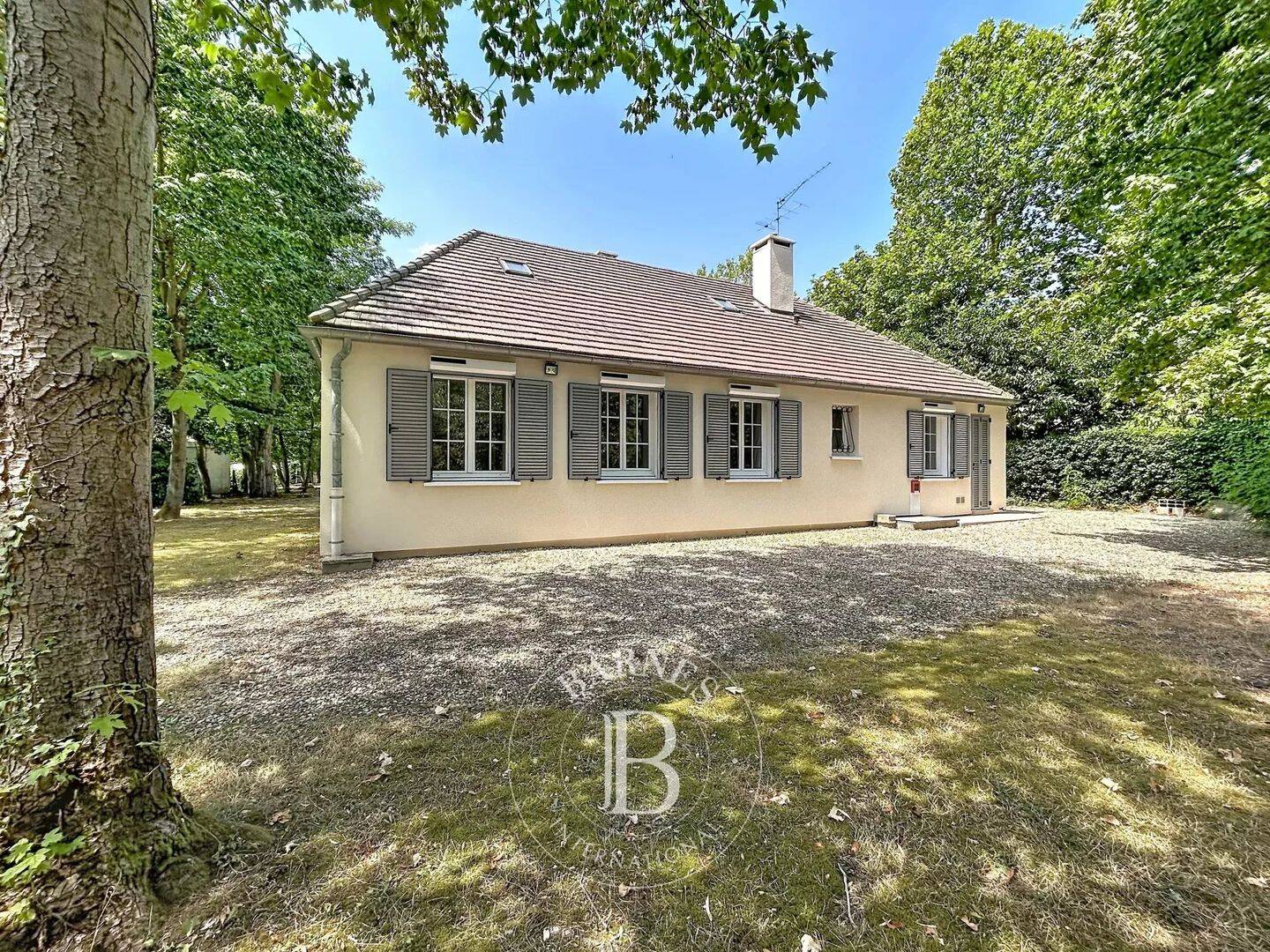 Maison 9 pièces 191 m² · à Le Vésinet · 191,4 m² · 4 400 €/mois