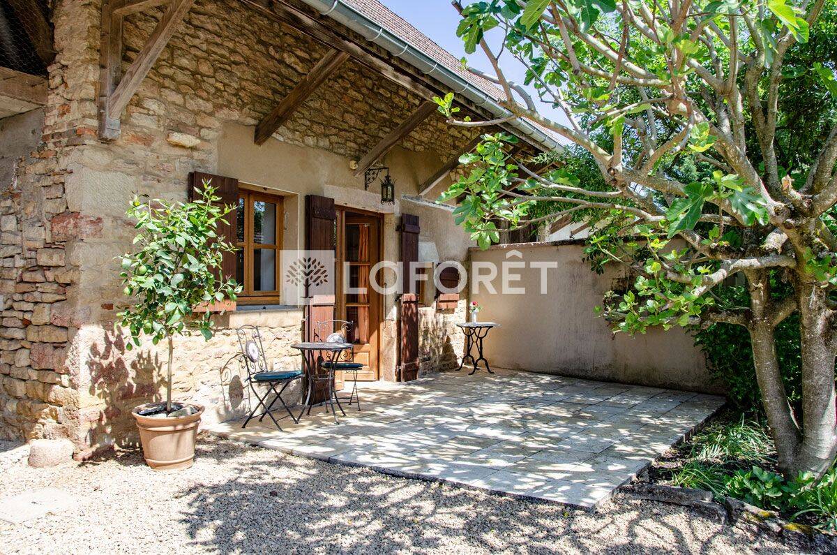 Maison 12 pièces 300 m² · à Louhans · 300 m² · 497 000 €