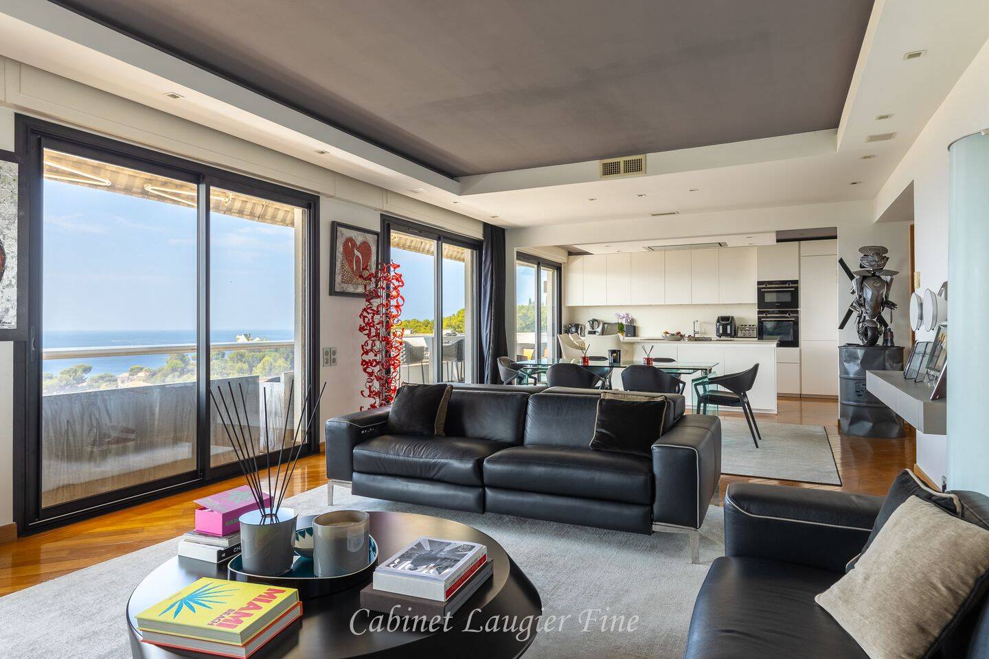 Appartement 6 pièces 173 m² · à Marseille 8ème Arrondissement · 173,3 m² · 1 580 000 €
