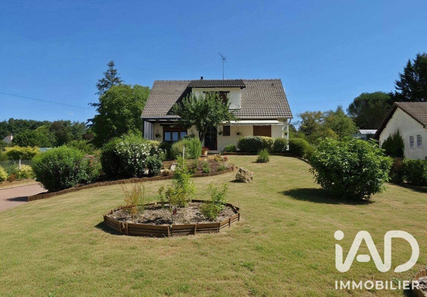Maison 6 pièces 126 m² · à Villiers-le-Morhier · 125,8 m² · 335 000 €