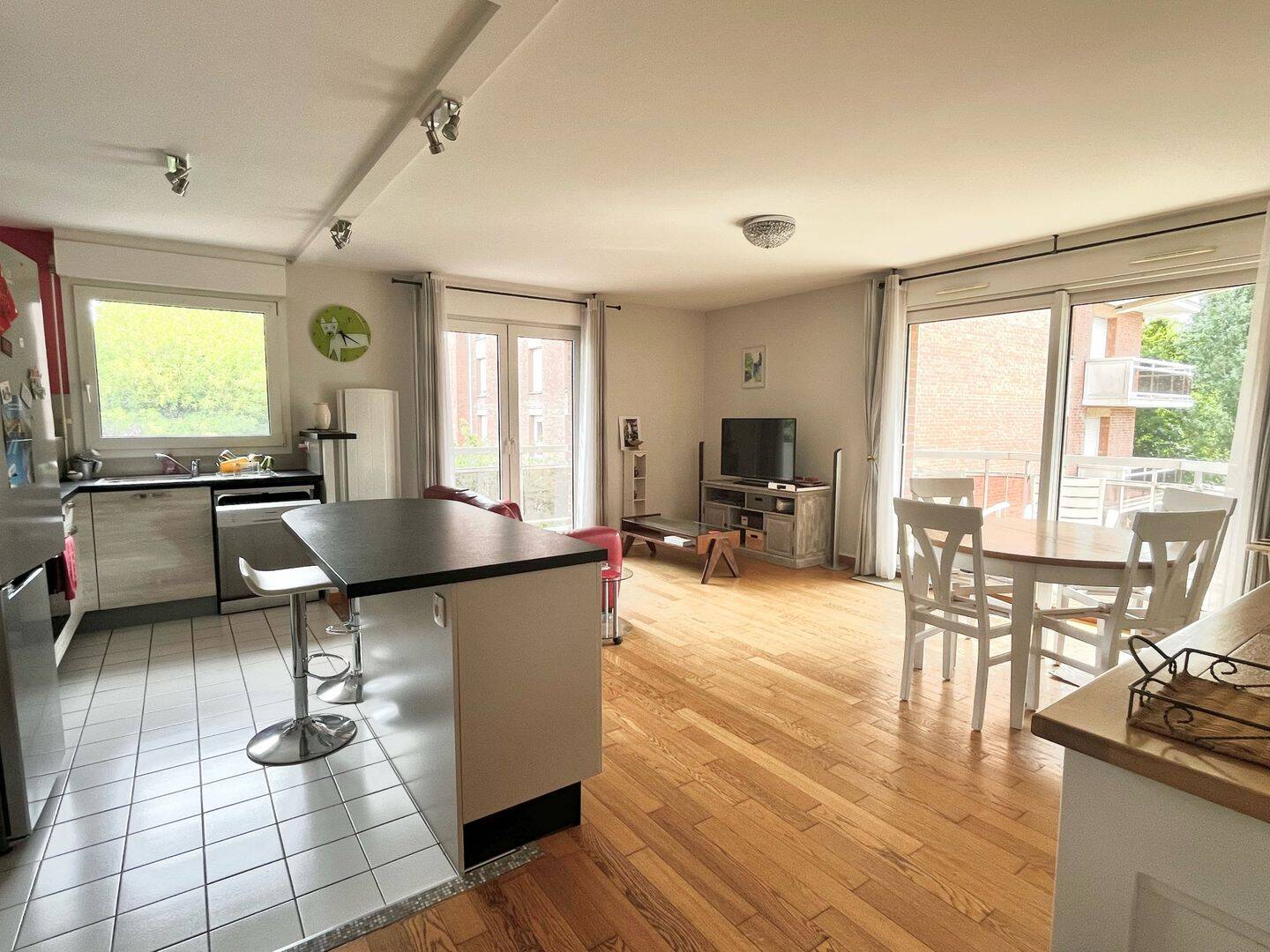 Appartement 3 pièces 69 m² · à Croix · 68,7 m² · 1 020 €