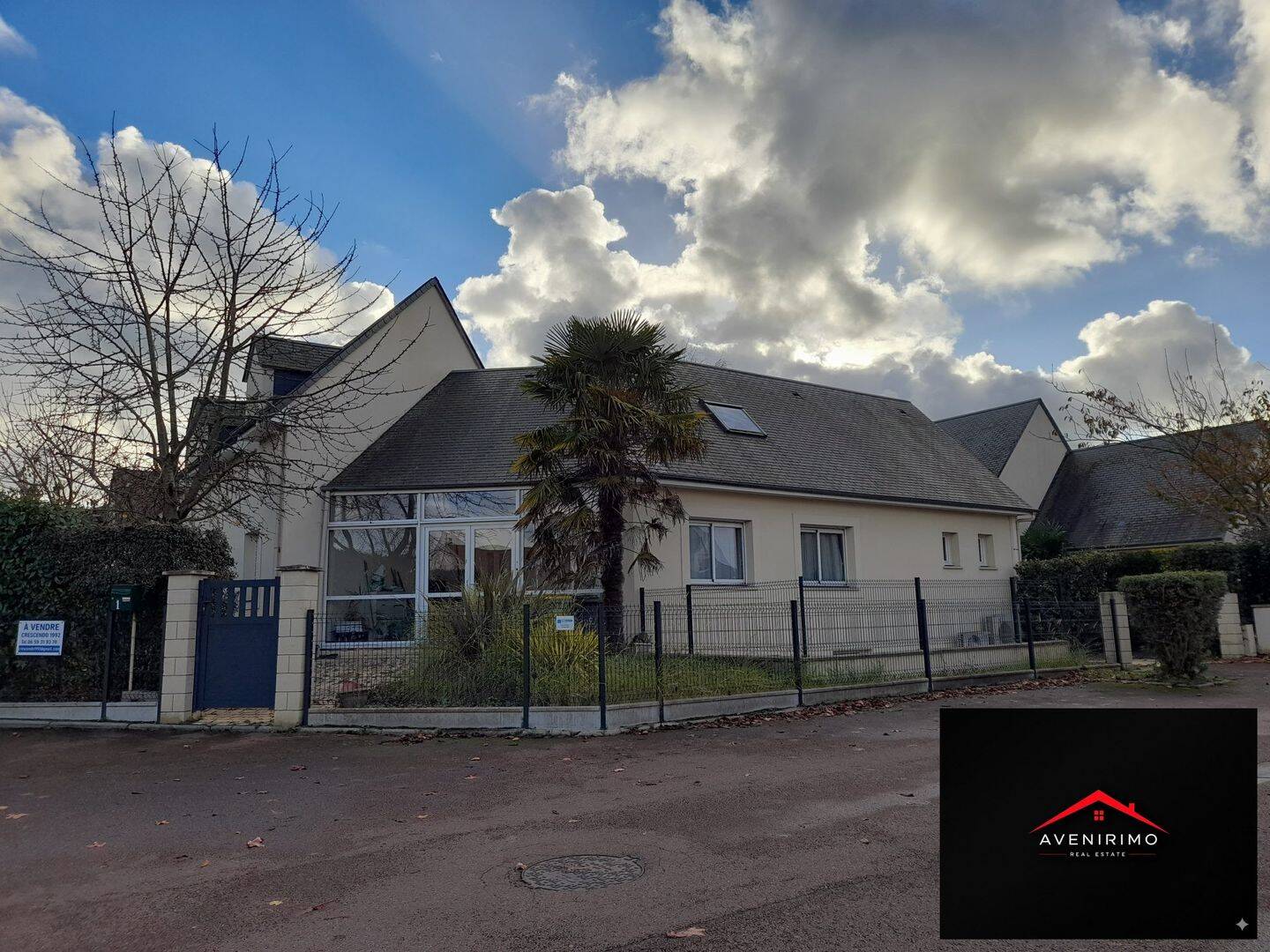 Maison 14 pièces 259 m² · à Ifs · 259 m² · 699 000 €