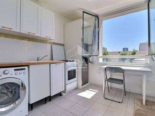 Appartement à vendre 199 000 € 2 pièces 1 chambre 49 m² Étage 2/5 Paul Bert Aubervilliers 93300