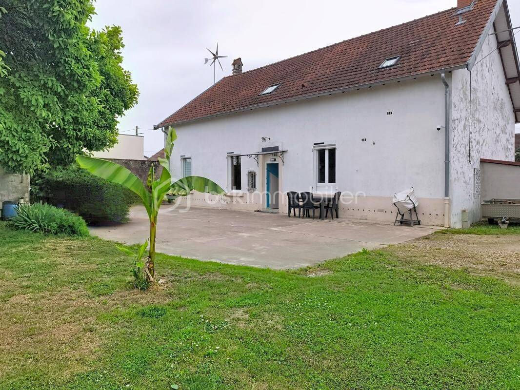 Maison 7 pièces 209 m² · à Brazey-en-Plaine · 209 m² · 285 000 €