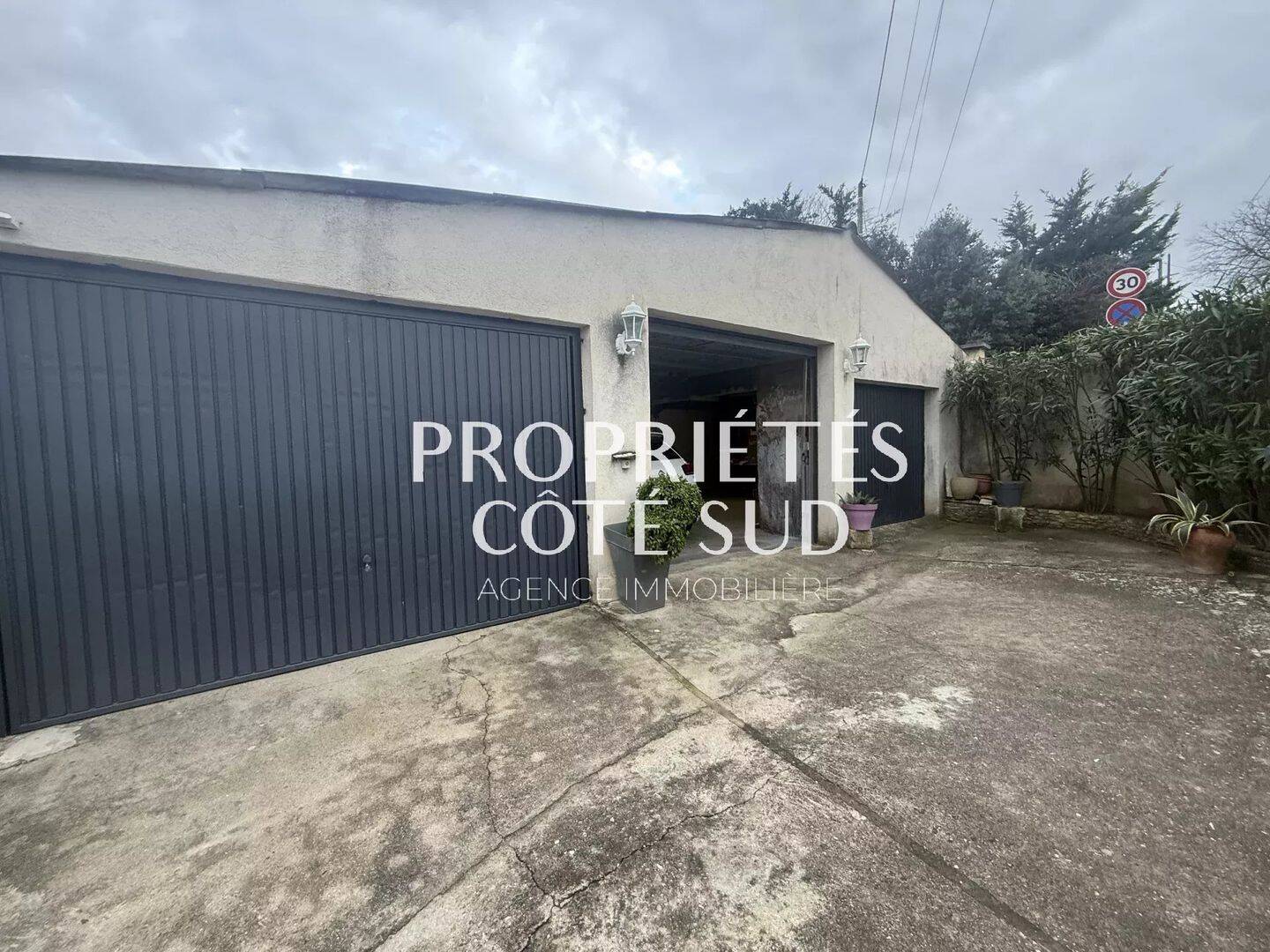 Maison 2 pièces 68 m² · à Lirac · 68 m² · 105 000 €