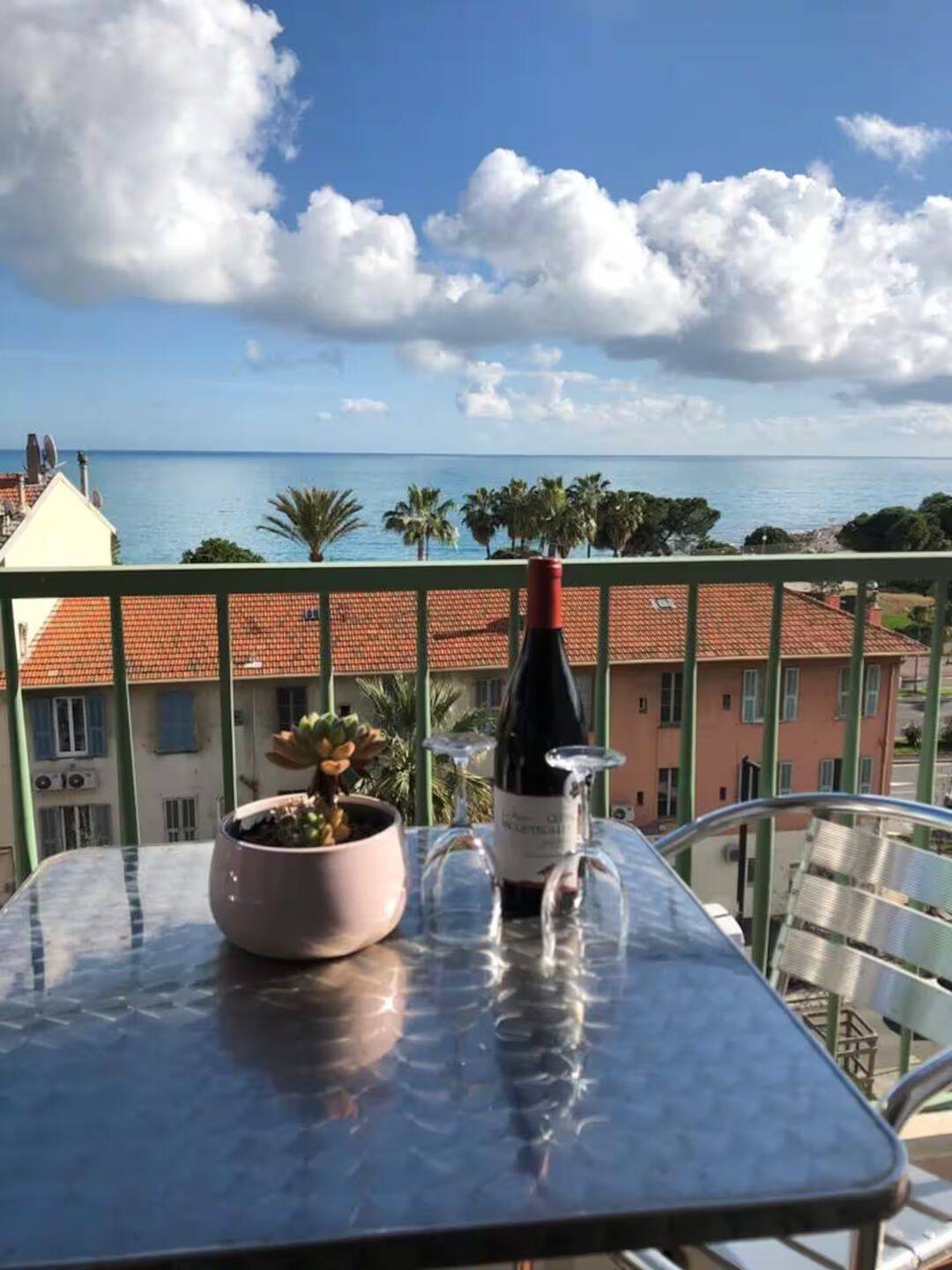 Appartement 1 pièce 25 m² · à Nice · 25 m² · 720 €