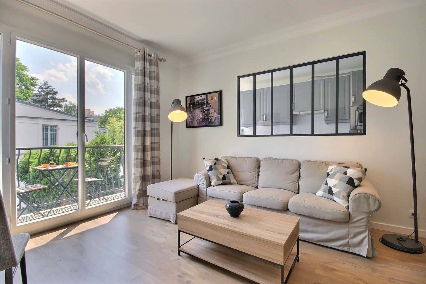 Appartement 1 pièce 50 m² · à Neuilly-sur-Seine · 50 m² · 2 496 €