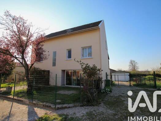 Maison à vendre 259 000 € 6 pièces 5 chambres 225 m² 1 120 m² de terrain Moncetz-Longevas 51470