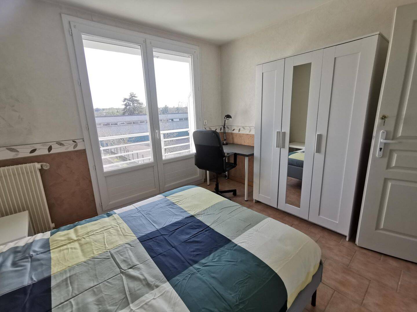 1 pièce 11 m² · à Tours · 11 m² · 420 €