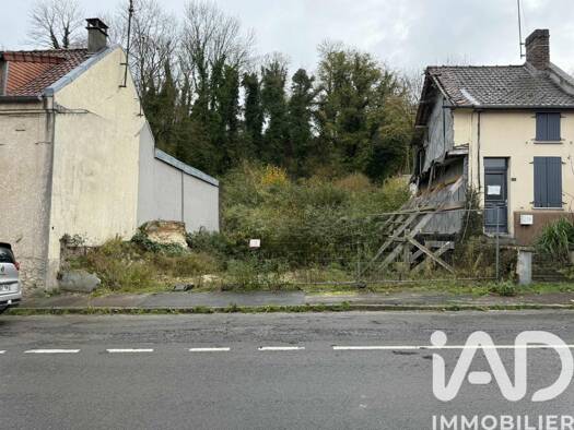 Terrain constructible à vendre 110 000 € 900 m² de terrain Saleux 80480