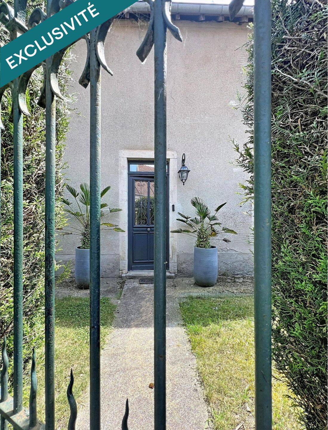 Maison 9 pièces 271 m² · à Beaujeu-Saint-Vallier-Pierrejux-Et-Quitteur · 271 m² · 189 000 €