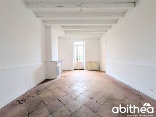 Maison à louer 750 € 3 pièces 2 chambres 88 m² 59 m² de terrain Galgon 33133