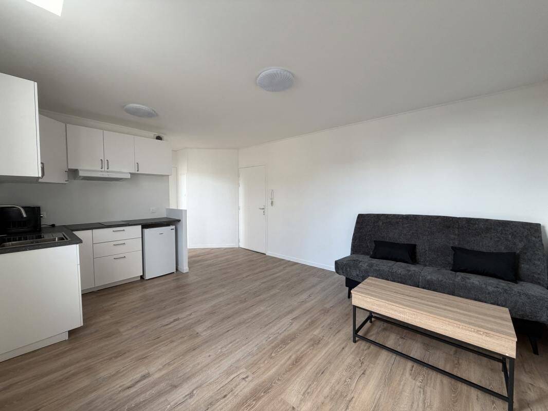 Appartement 1 pièce 27 m² · à Bordeaux · 27 m² · 760 €/mois