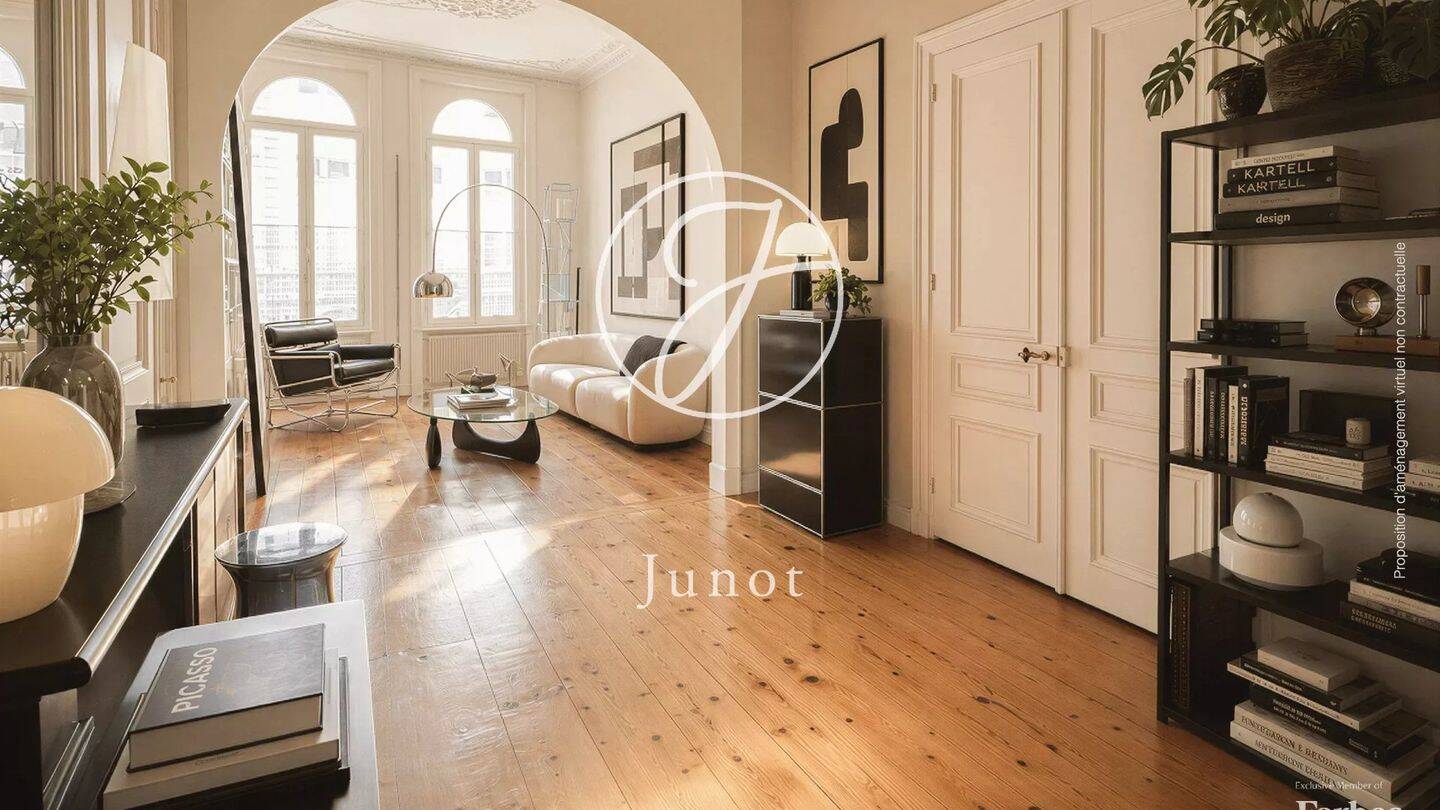 Maison 5 pièces 150 m² · à Lille · 150 m² · 600 000 €