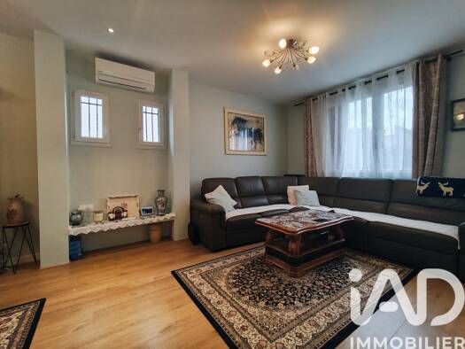 Maison à vendre 370 000 € 6 pièces 5 chambres 114 m² 468 m² de terrain Les Trèfles Sevran 93270