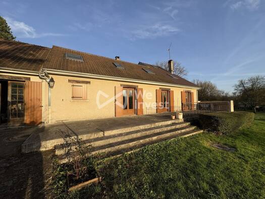 Maison à vendre 269 000 € 7 pièces 4 chambres 167 m² 2 230 m² de terrain Saint-Denis-lès-Rebais 77510