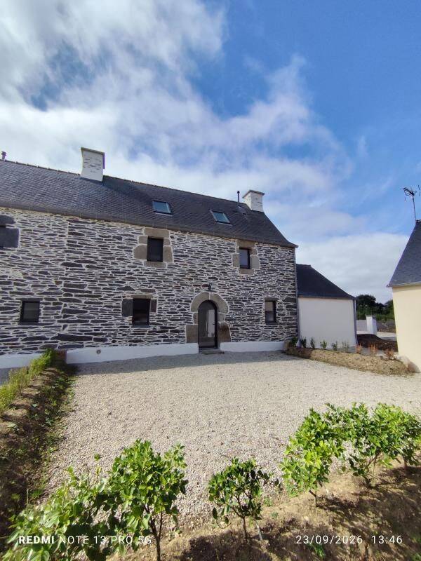 Maison 5 pièces 111 m² · à Saint-Thégonnec Loc-Eguiner · 111,3 m² · 1 180 €/mois