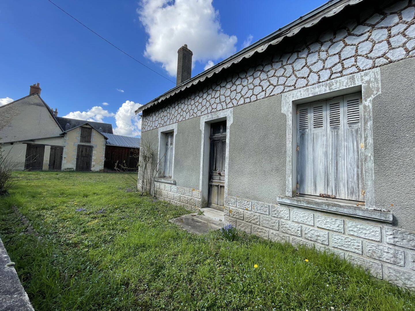 Maison 3 pièces 75 m² · à Neuvy-le-Roi · 75 m² · 108 000 €