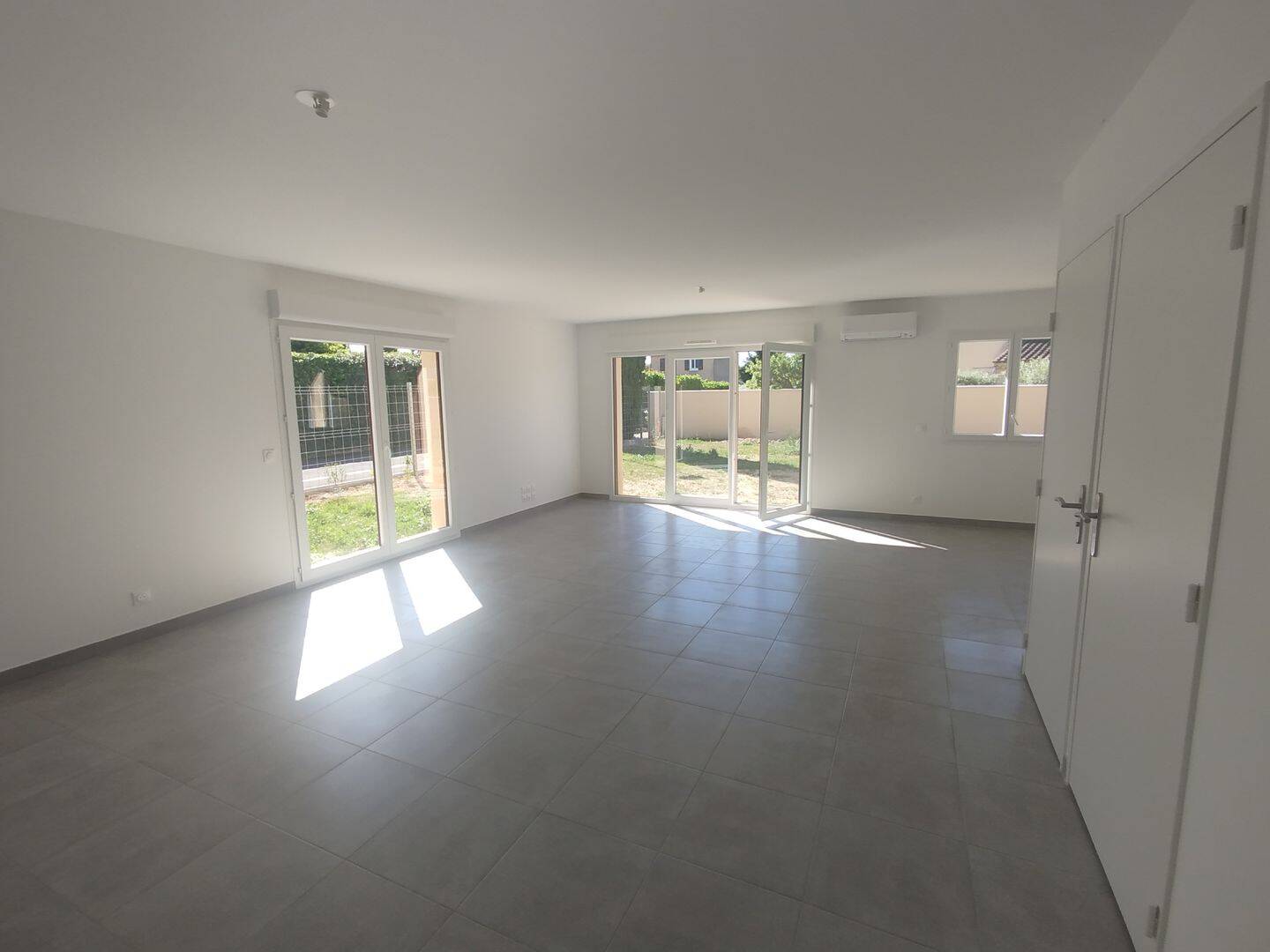 Maison 4 pièces 101 m² · à Mallemort · 100,9 m² · 1 357 €