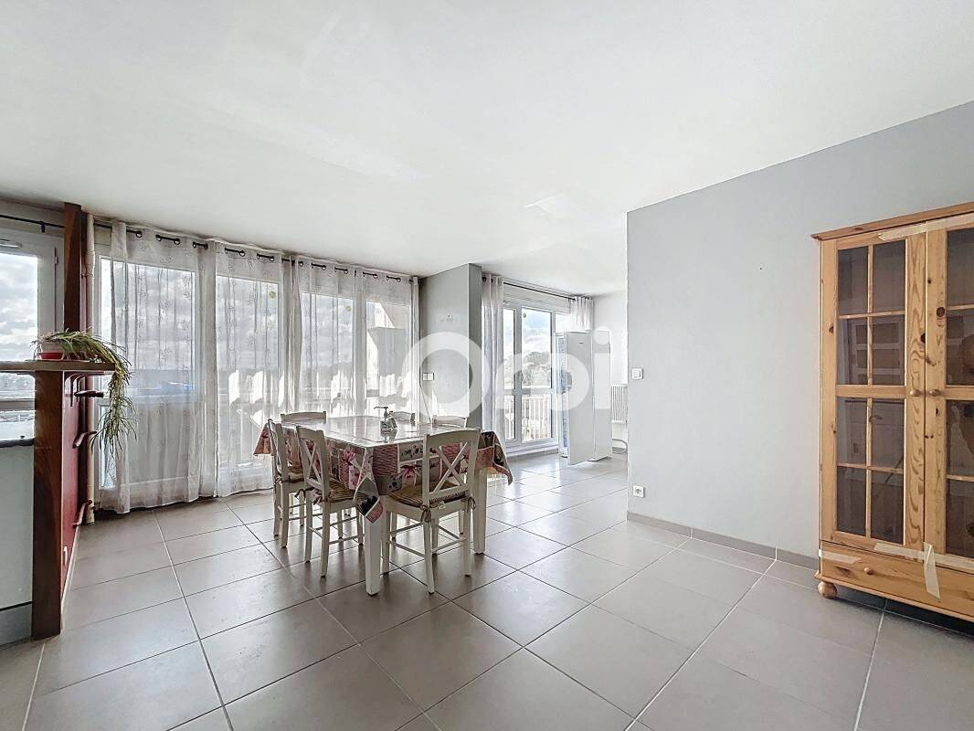 Appartement 4 pièces 78 m² · à Montataire · 78,2 m² · 135 000 €