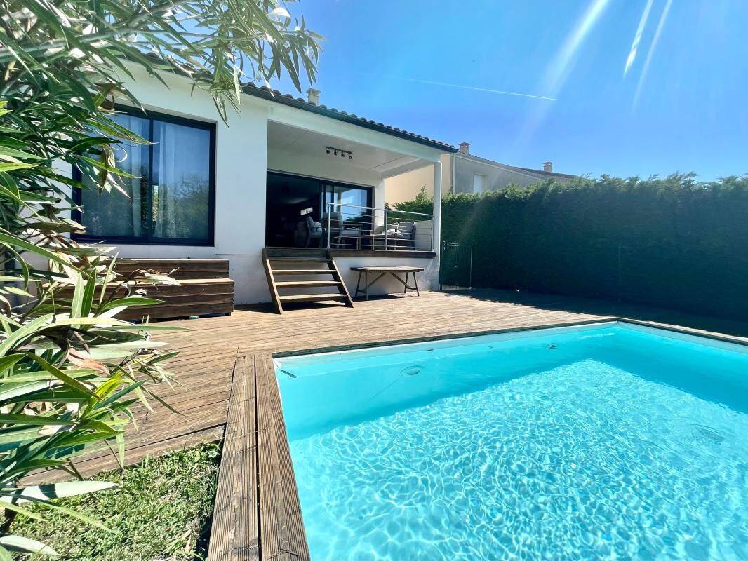 Maison 5 pièces 118 m² · à Bassens · 118 m² · 399 000 €