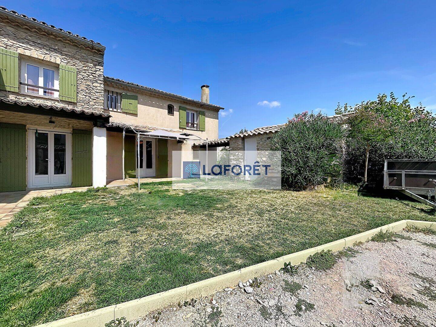 Maison 7 pièces 149 m² · à Faucon · 149 m² · 376 000 €