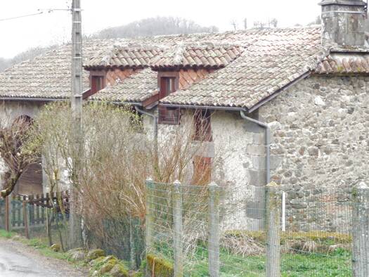 Maison à louer 615 € 4 pièces 3 chambres 83 m² 300 m² de terrain Reilhac 15250