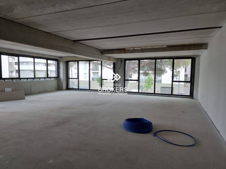 Espace bureau à vendre 291 940 € 133 m² de bureaux Mosson Montpellier 34080