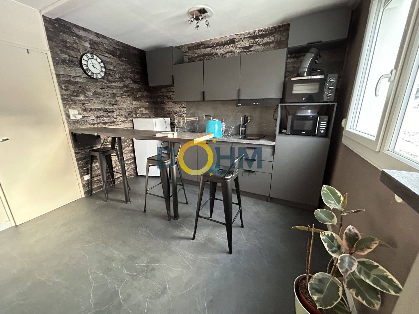 Appartement 2 pièces 38 m² · à Saint-Étienne · 37,7 m² · 491 €