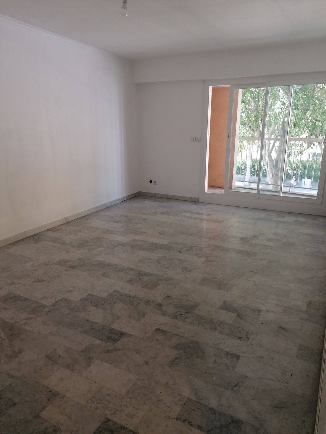 Appartement 2 pièces 56 m² · à Nice · 55,6 m² · 855 €/mois