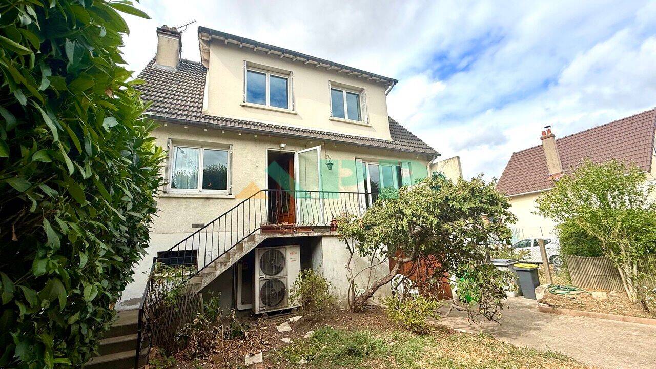 Maison 5 pièces 150 m² · à Villeneuve-le-Roi · 150 m² · 400 000 €