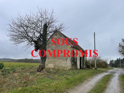 Ferme à vendre 61 600 € 60 m² 1 500 m² de terrain Marray 37370