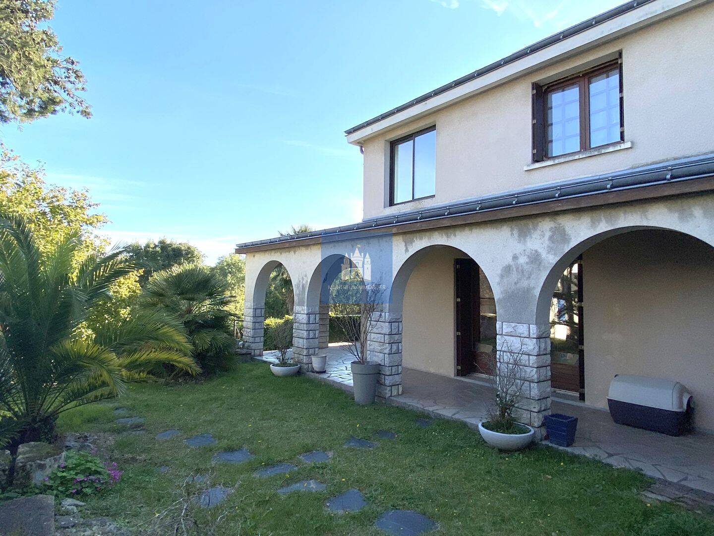 Maison 4 pièces 140 m² · à Montreuil-Bellay · 140 m² · 220 500 €