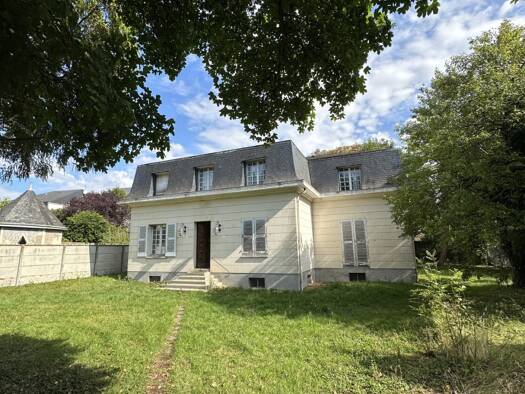Maison à vendre 399 000 € 9 pièces 8 chambres 322 m² 2 200 m² de terrain Route d'Orleans Pithiviers 45300