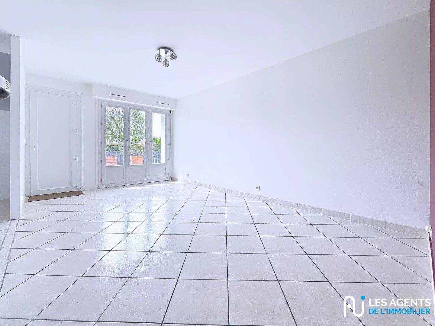 Appartement 3 pièces 55 m² · à Saint-Jean-le-Blanc · 54,9 m² · 800 €