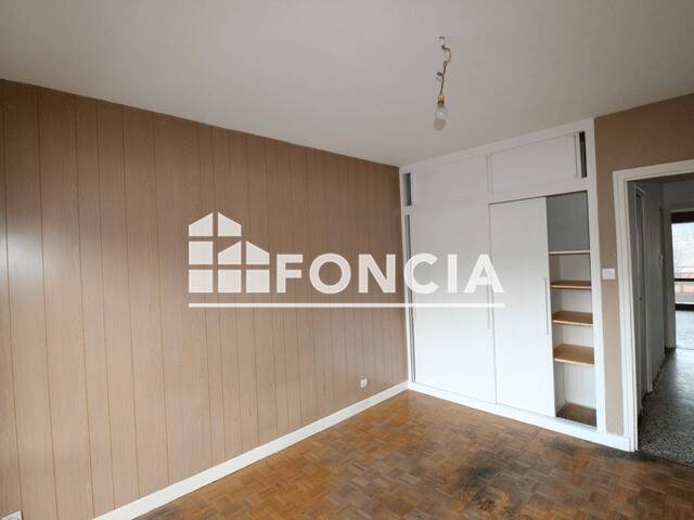 Appartement 3 pièces 70 m² · à Fontaine · 70,4 m² · 800 €