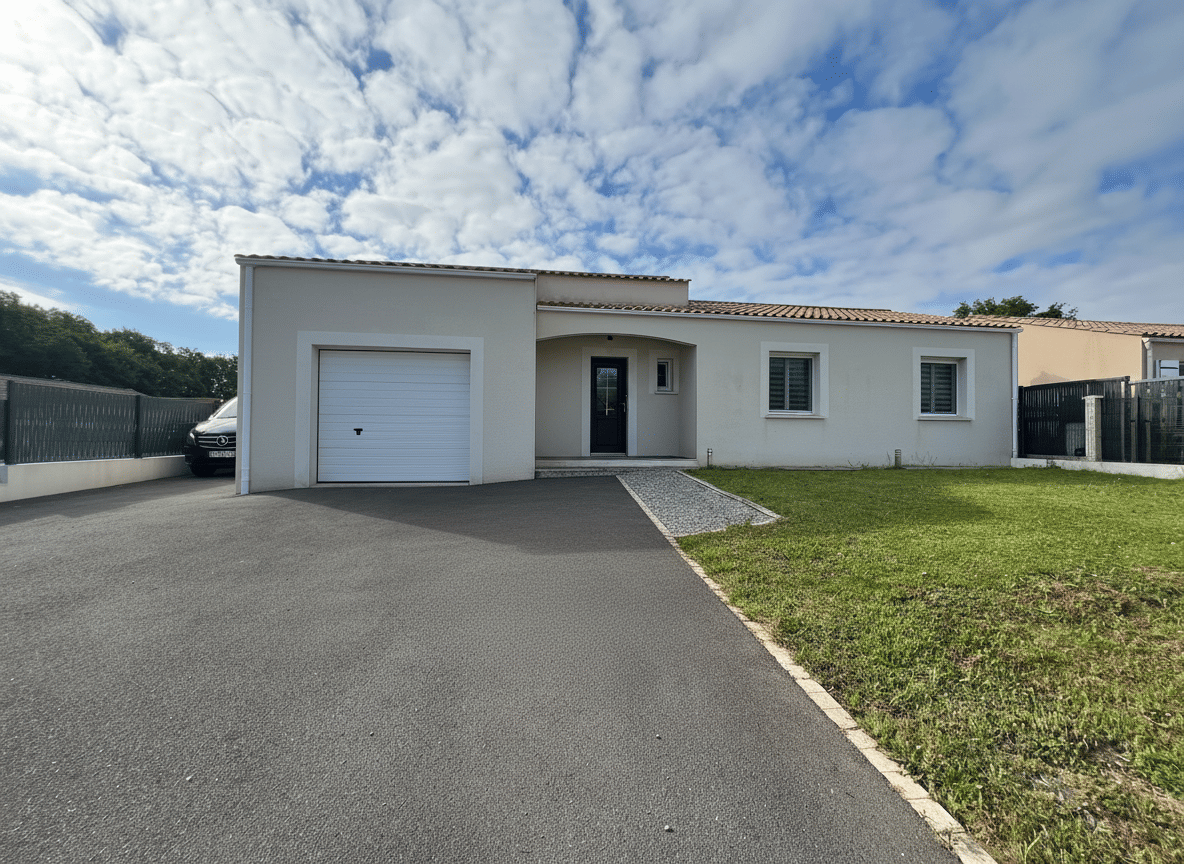 Maison 4 pièces 112 m² · à La Roche-sur-Yon · 112 m² · 266 475 €