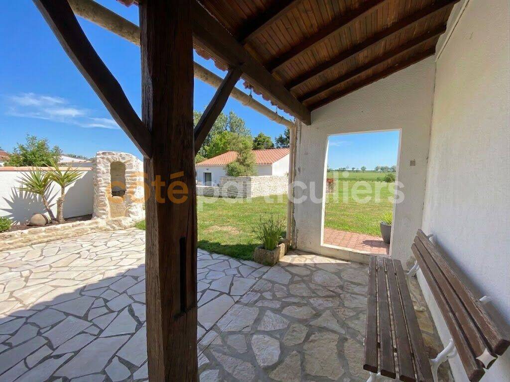 Maison 5 pièces 130 m² · à Saint-Michel-en-l'Herm · 130 m² · 335 190 €