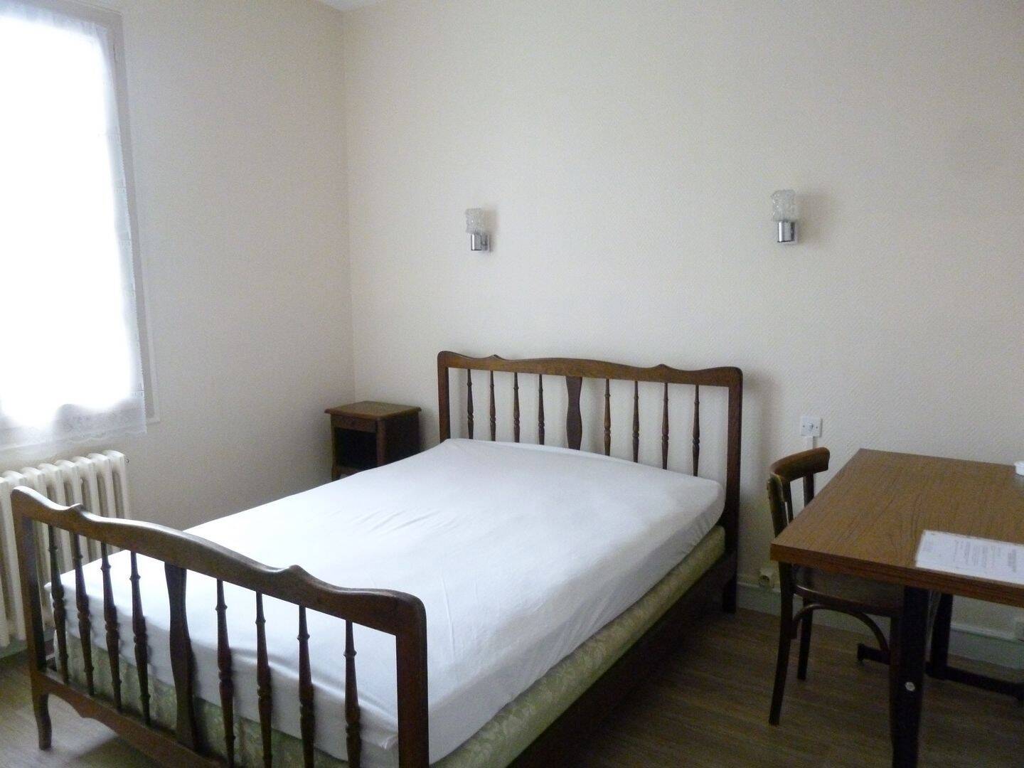 Appartement 1 pièce 14 m² · à Beaucouzé · 14,2 m² · 395 €/mois