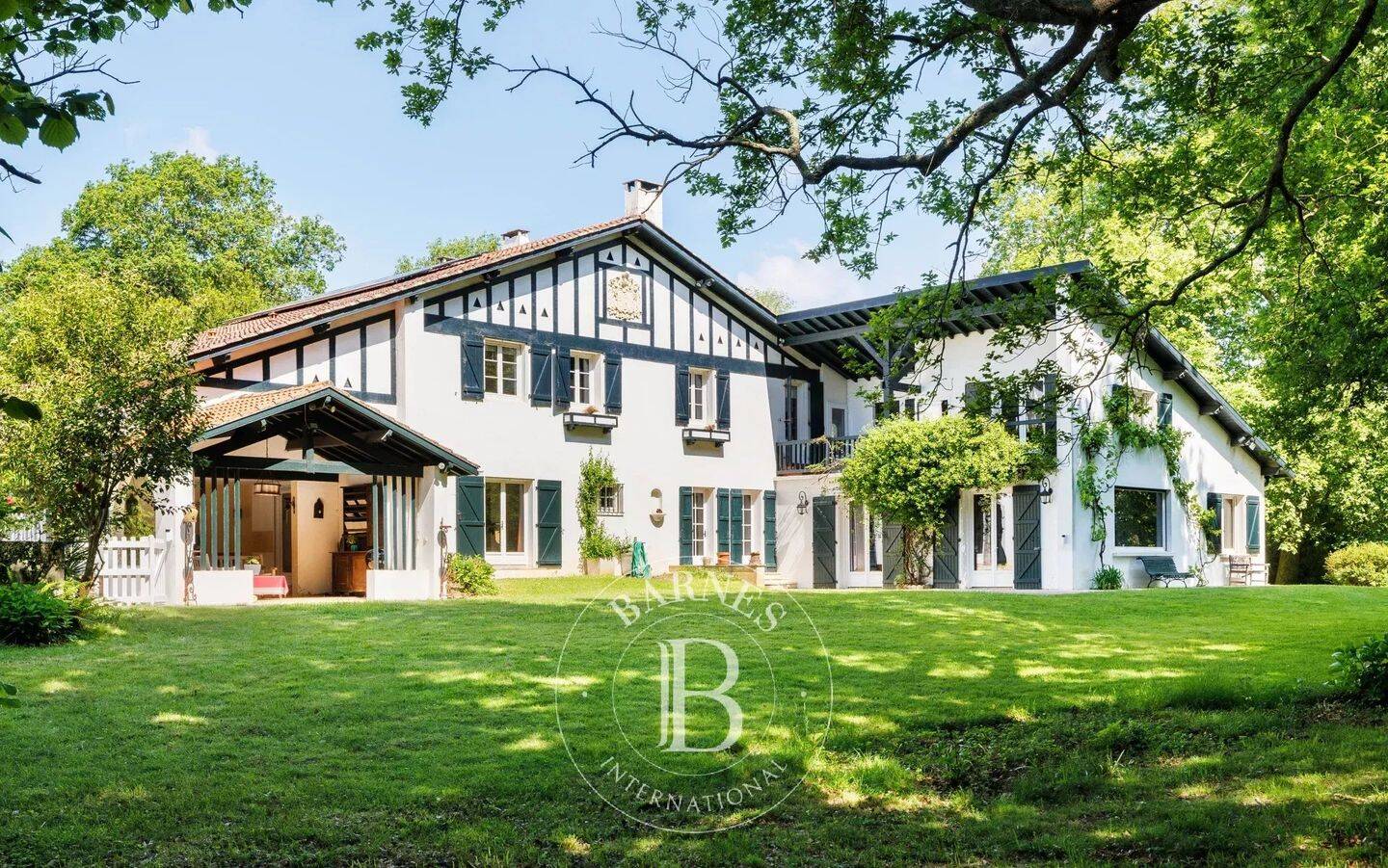 Maison 11 pièces 460 m² · à Bayonne · 460 m² · 1 880 000 €
