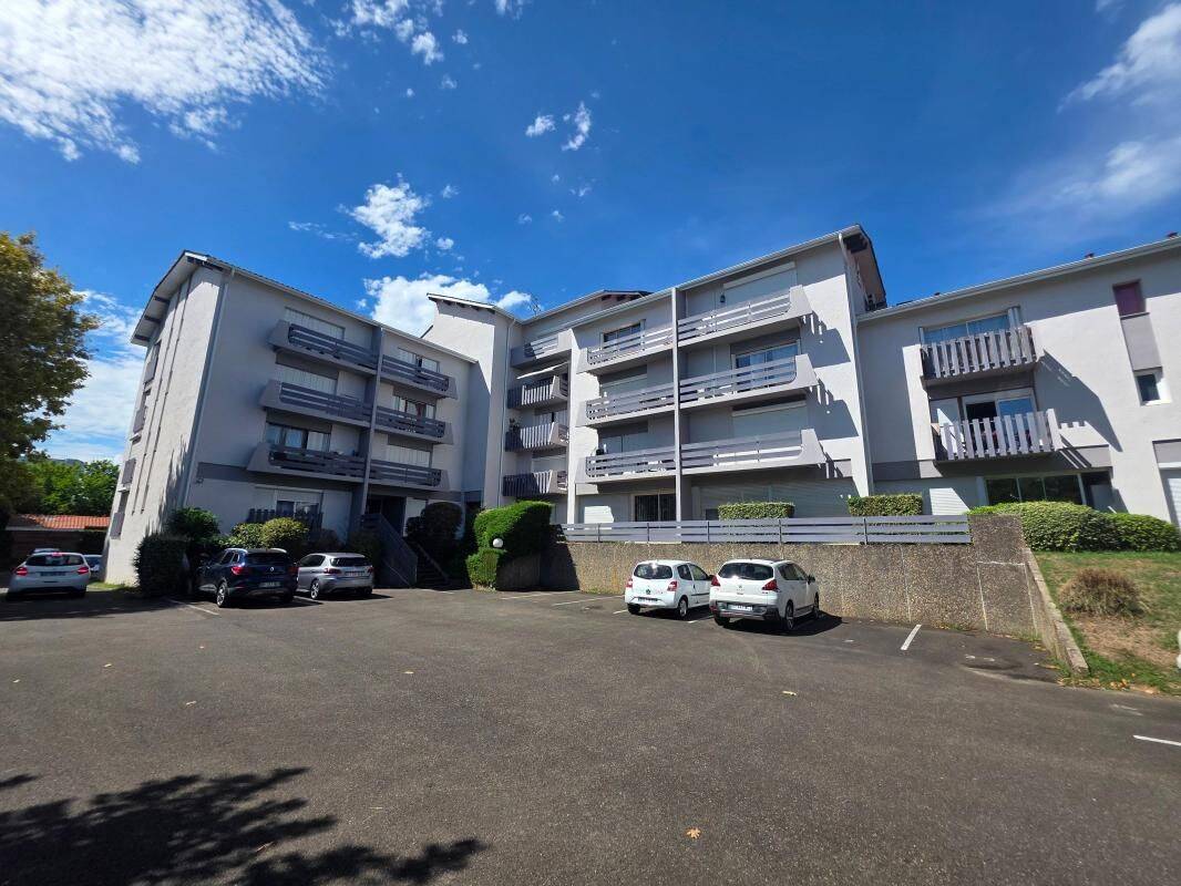 Appartement 1 pièce 48 m² · à Mont-de-Marsan · 48 m² · 86 000 €