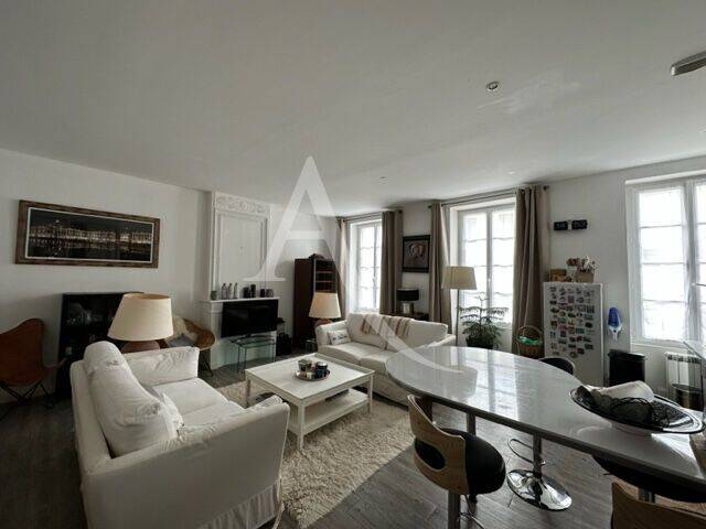 Appartement 3 pièces 79 m² · à Rochefort · 78,9 m² · 972 €