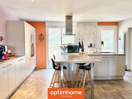 Maison à vendre 214 900 € 8 pièces 5 chambres 180 m² Arches 88380